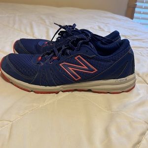 577v3 New balance shoes size 8
